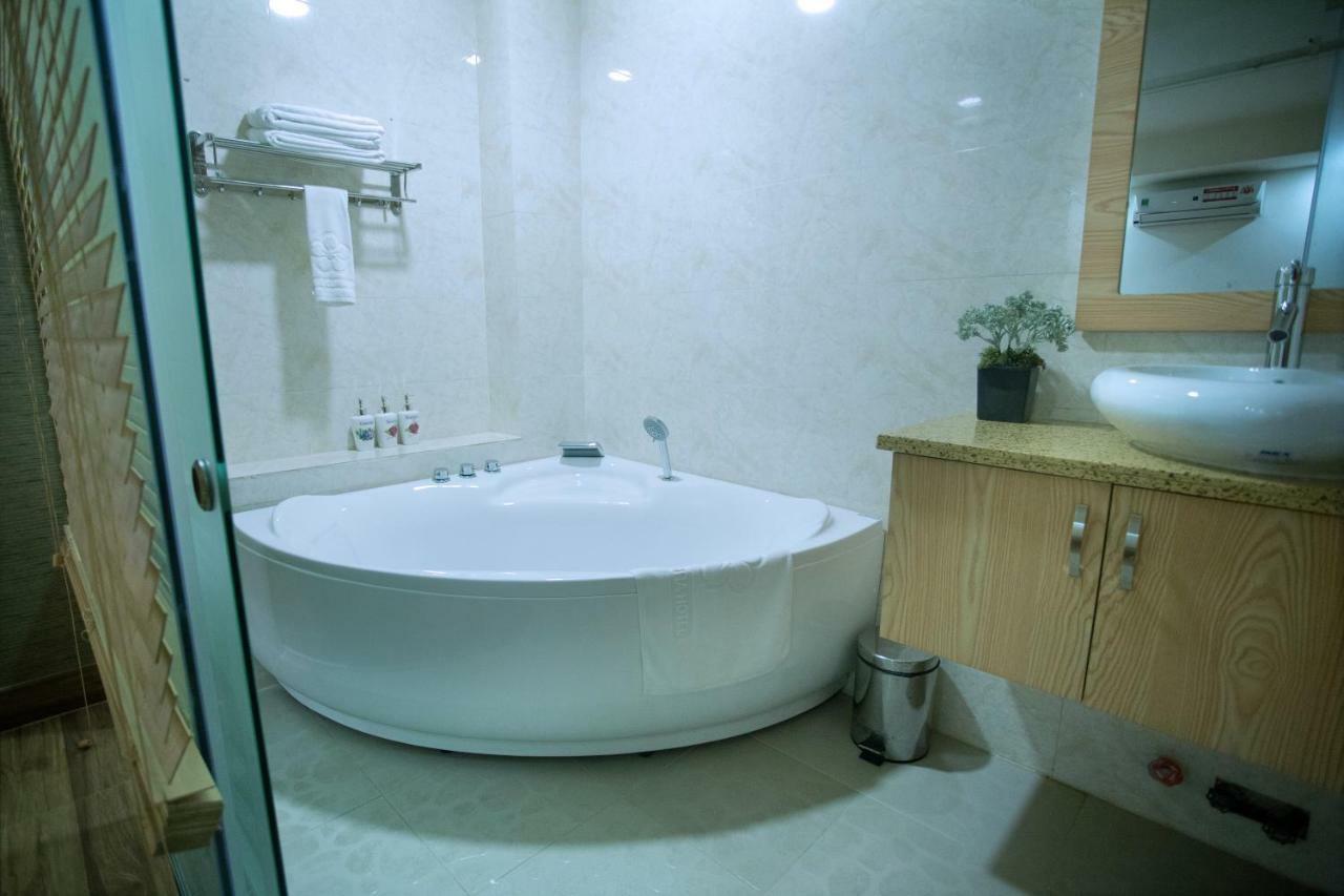 Thuy Sakura Hotel & Serviced Apartment Bandar Ho Chi Minh Luaran gambar